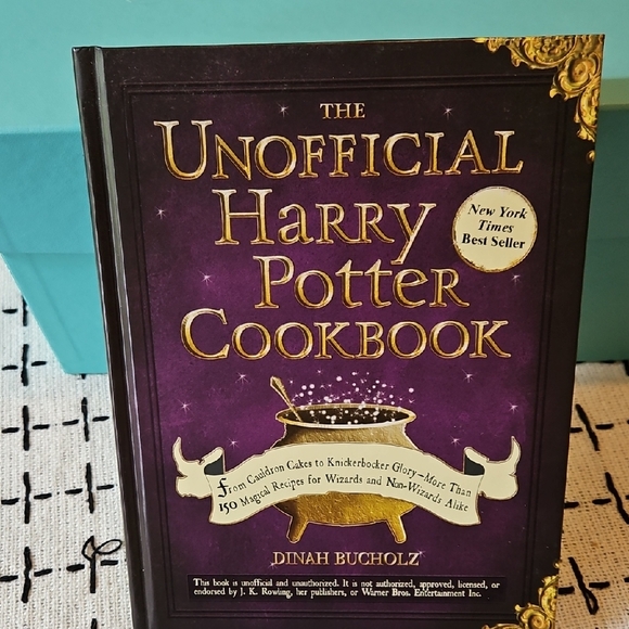 The Unofficial Harry Potter Cookbook by Dinah Bucholz - Picture 1 of 14